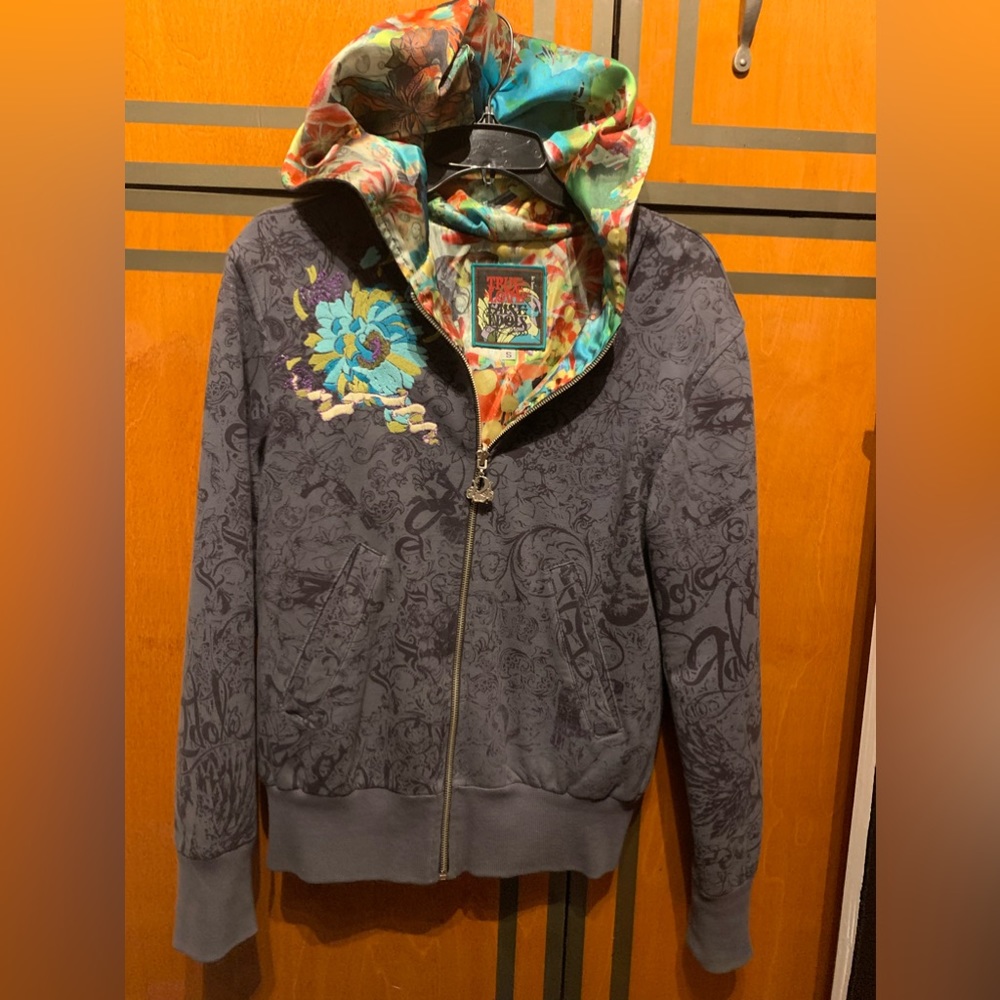 False Idol Hoodie Size Small